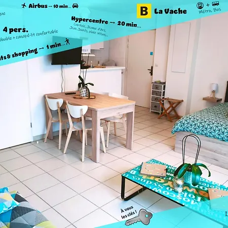 • Superbe 2 à 4 Personnes De 33m² En Rez-de-chaussée •